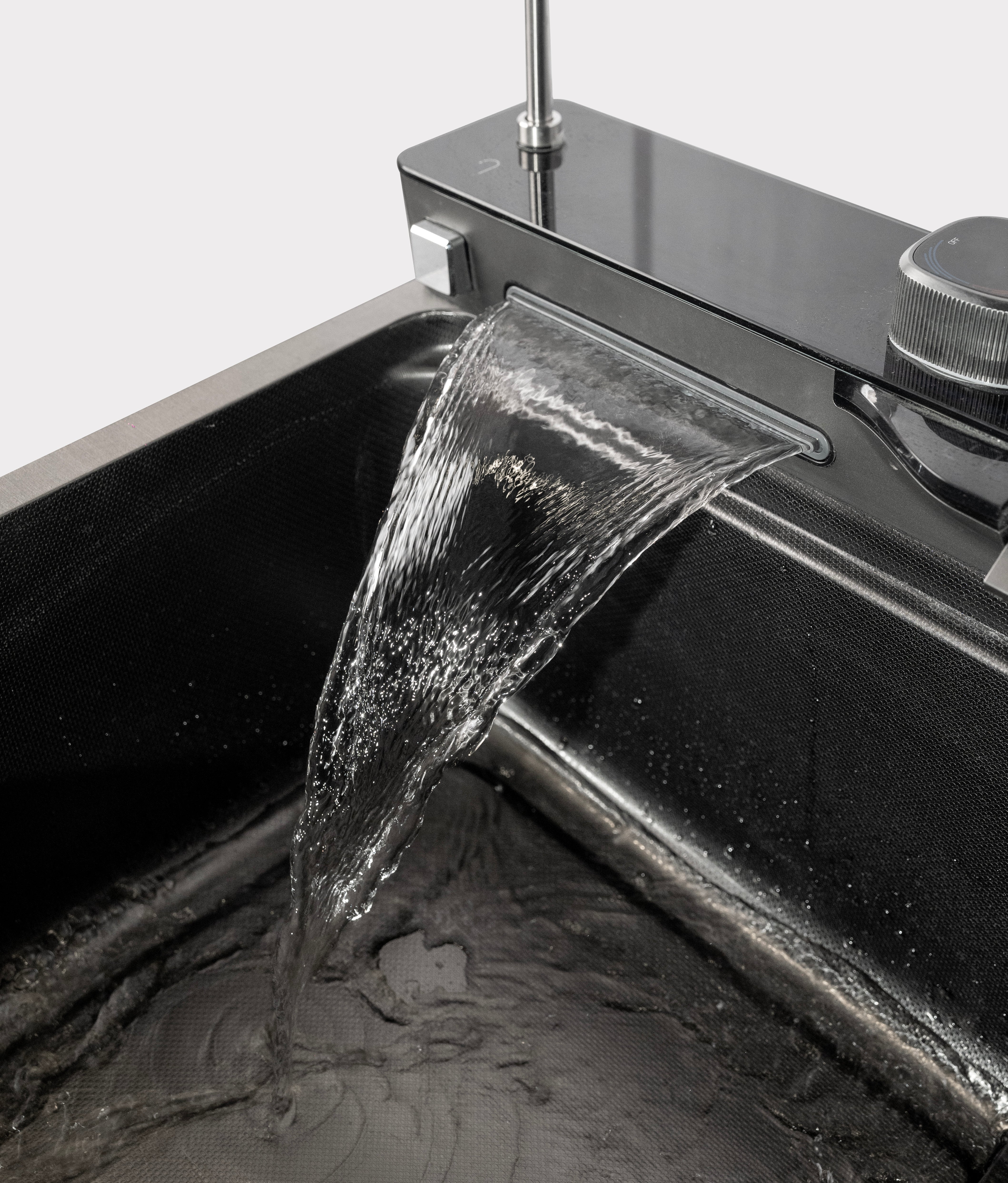 5 Key Piano Waterfall Sink